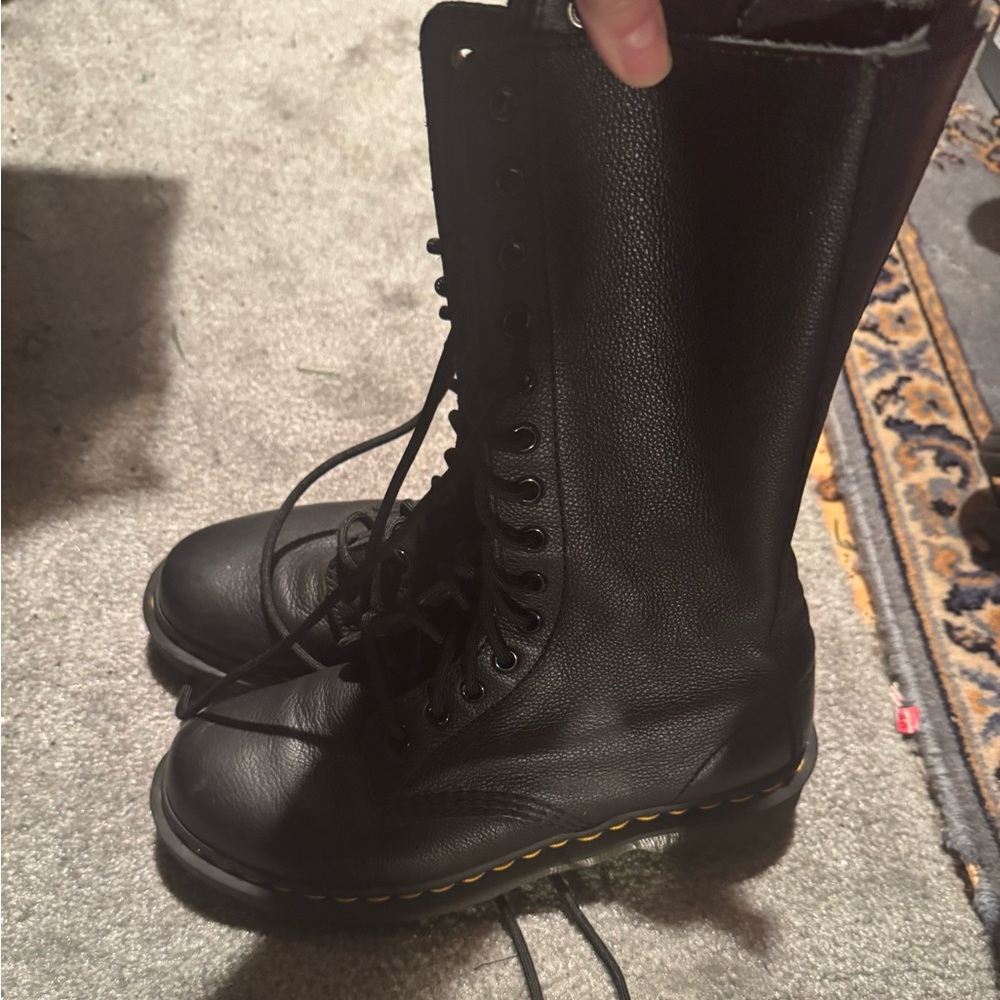 Dr. Martens 1B99 VIRGINIA LEATHER MID CALF BOOTS 14 eye